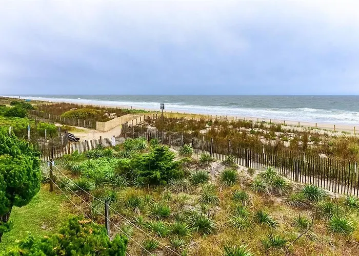 Holiday home Direct Ocean Front 2 Bedroom In Oceanwalk With Amazing Ocean Views!